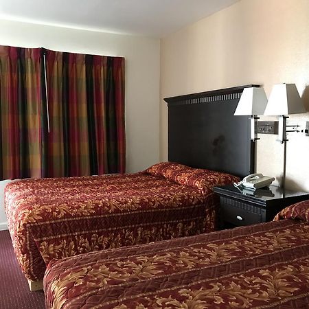 Townhouse Motel Weed Luaran gambar