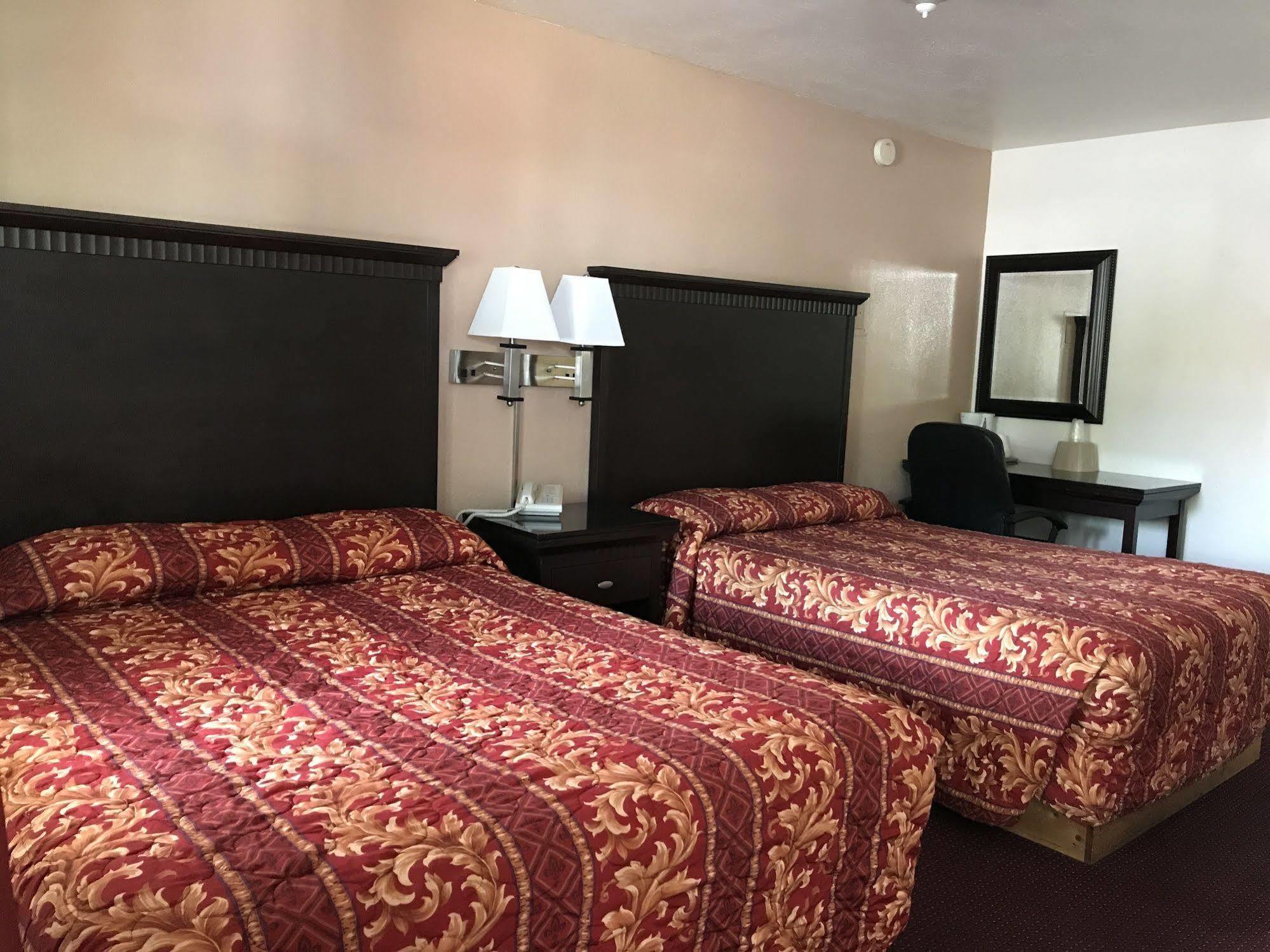 Townhouse Motel Weed Luaran gambar